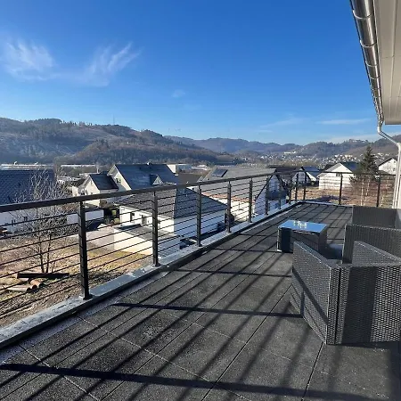 Luxus-penthouse Mit Weitblick & Balkon Bad Laasphe