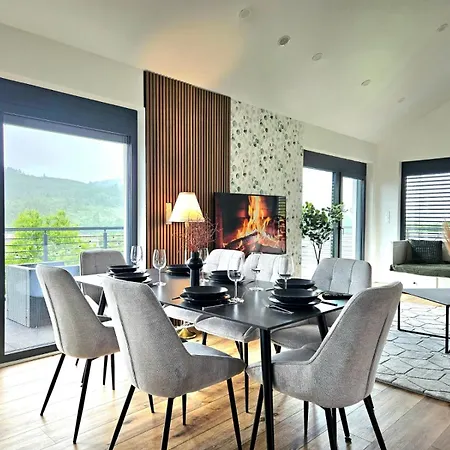 Apartman Luxus-penthouse Mit Weitblick & Balkon *