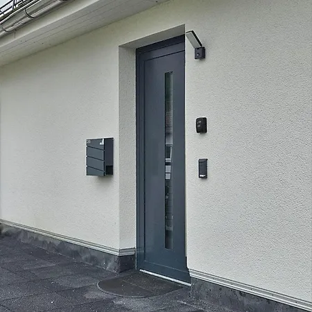 Luxus-penthouse Mit Weitblick & Balkon