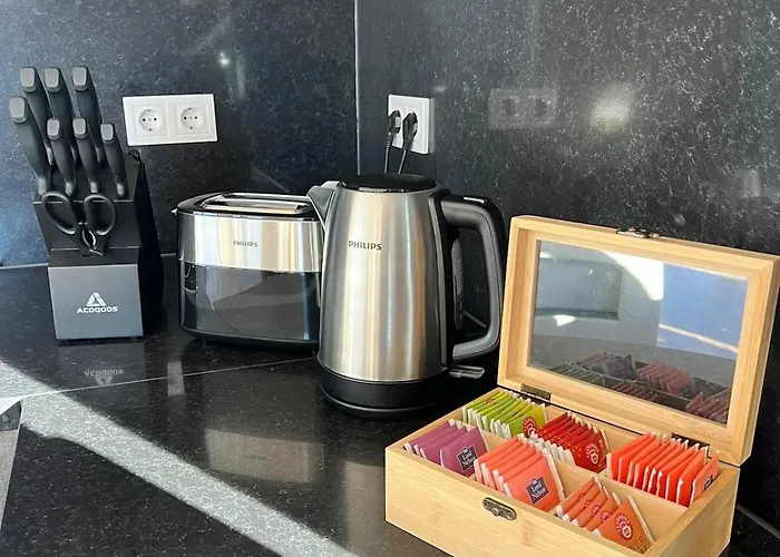 Luxus-penthouse Mit Weitblick & Balkon *